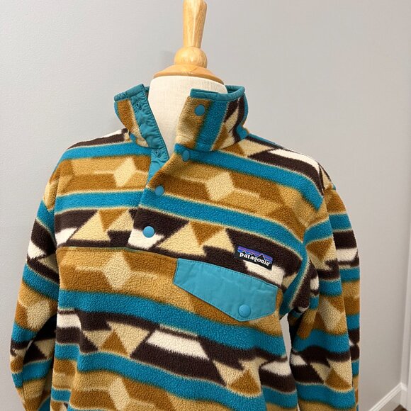 Patagonia Synchilla Geometric Aztec Tribal Print Snap T Sz M - Picture 9 of 10